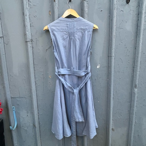 Malvin Blue Linen Midi Dress, Small - Picture 2 of 9
